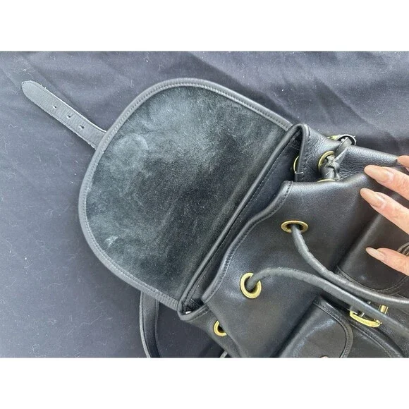 Vintage Dooney & Bourke Canyon Backpack Black Leather USA Duck Bag Purse